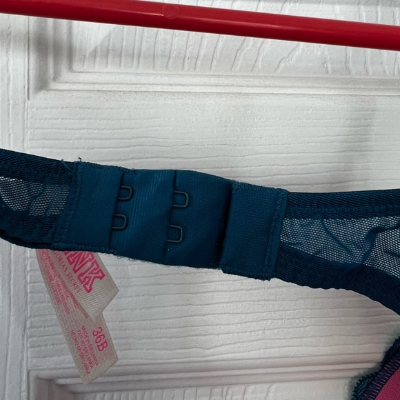 PINK convertible bra size 36B in aqua - Picture 5 of 5